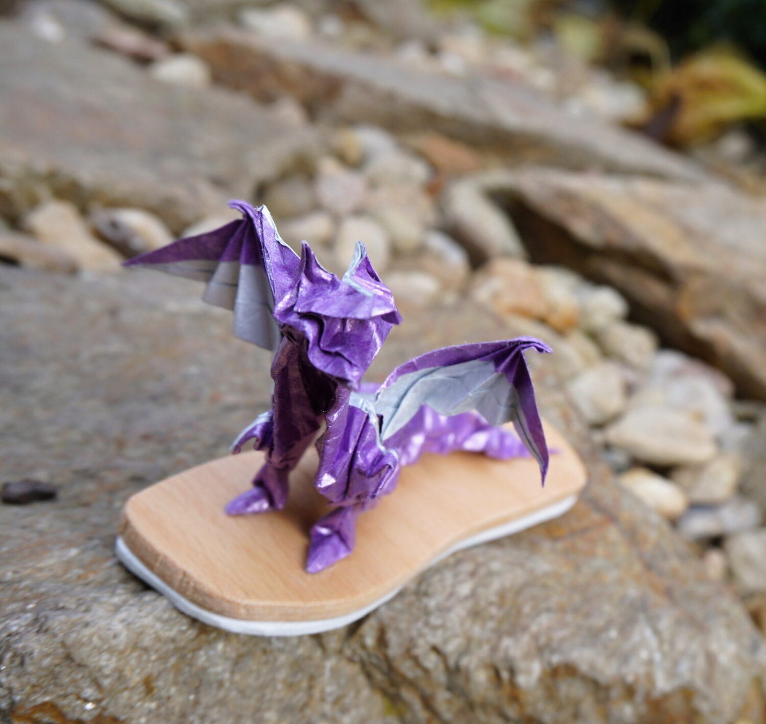 Origami drak Fialka